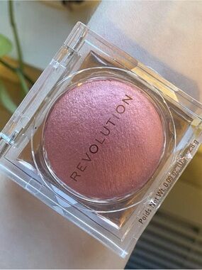 Revolution Beam Bright Highlighter - Pink Seduction